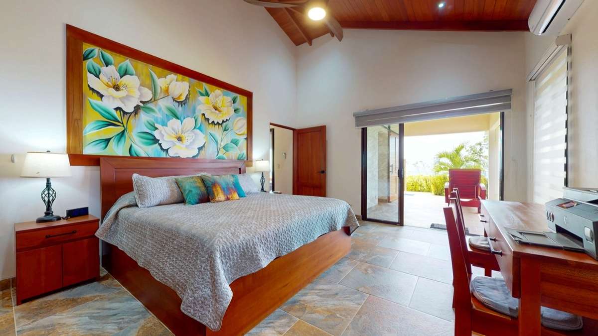 House for sale in Ojochal Costa Rica