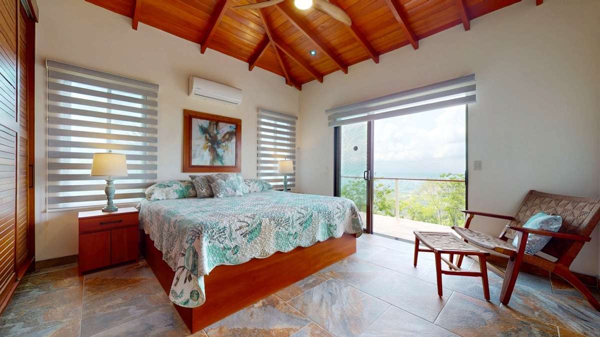 House for sale in Ojochal Costa Rica